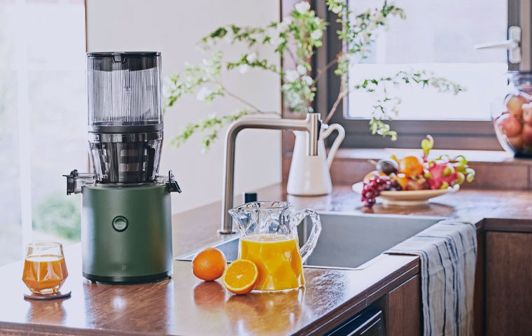 الأسئلة الشائعة عن عصارات الفواكه والخضروات